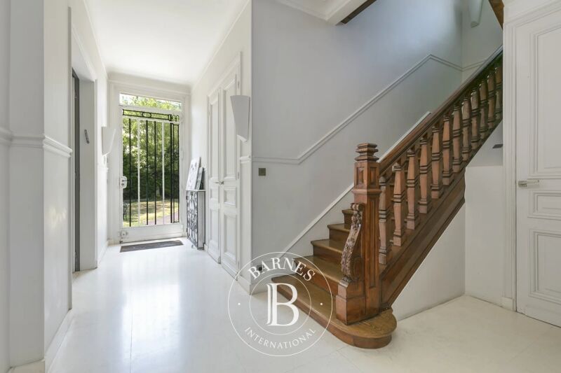 Venta, Palacete Suresnes - picture 3