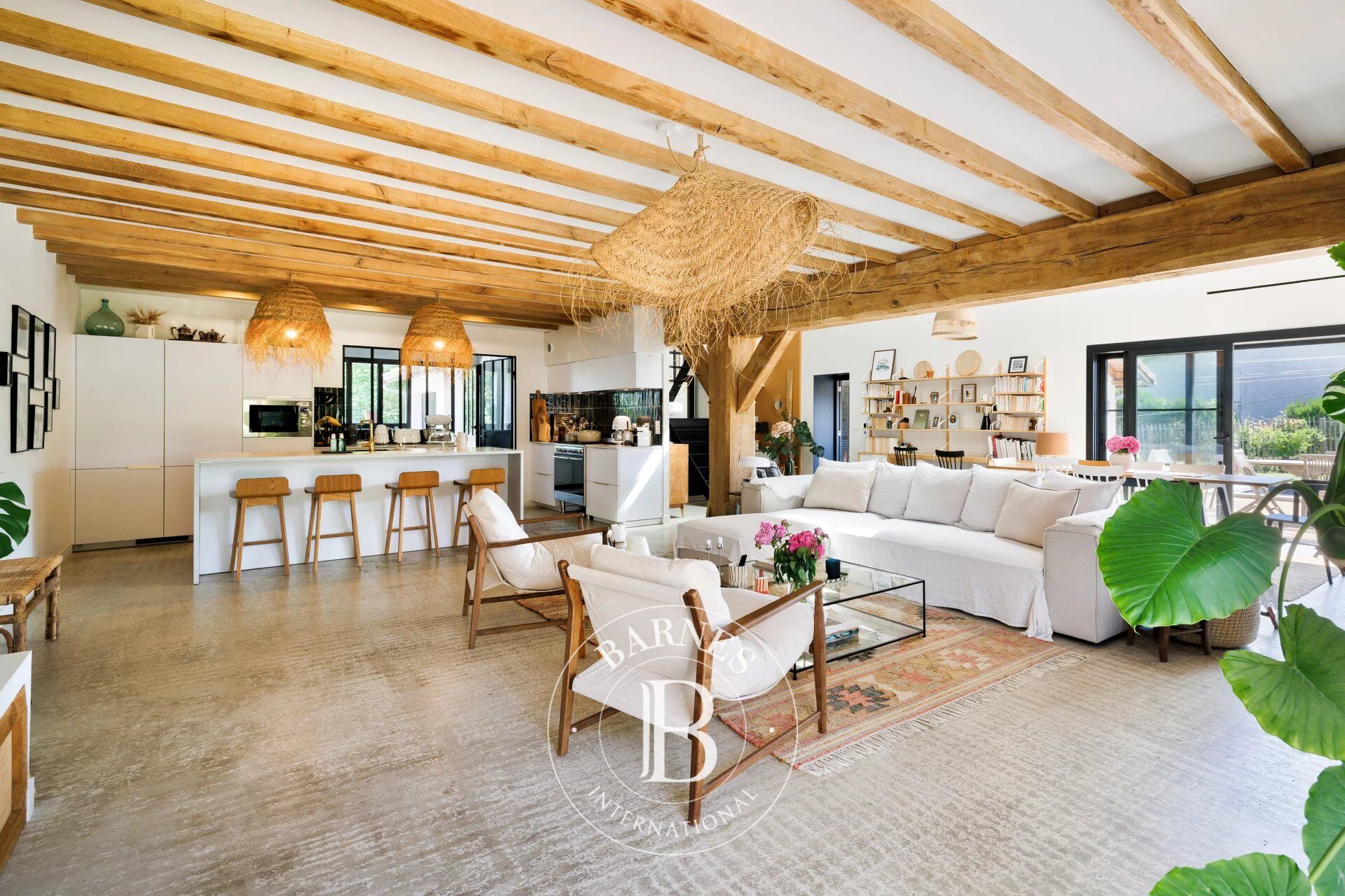 BIAUDOS, A 25 MINUTOS DE BAYONA, CASA DE 200 M² - picture 2