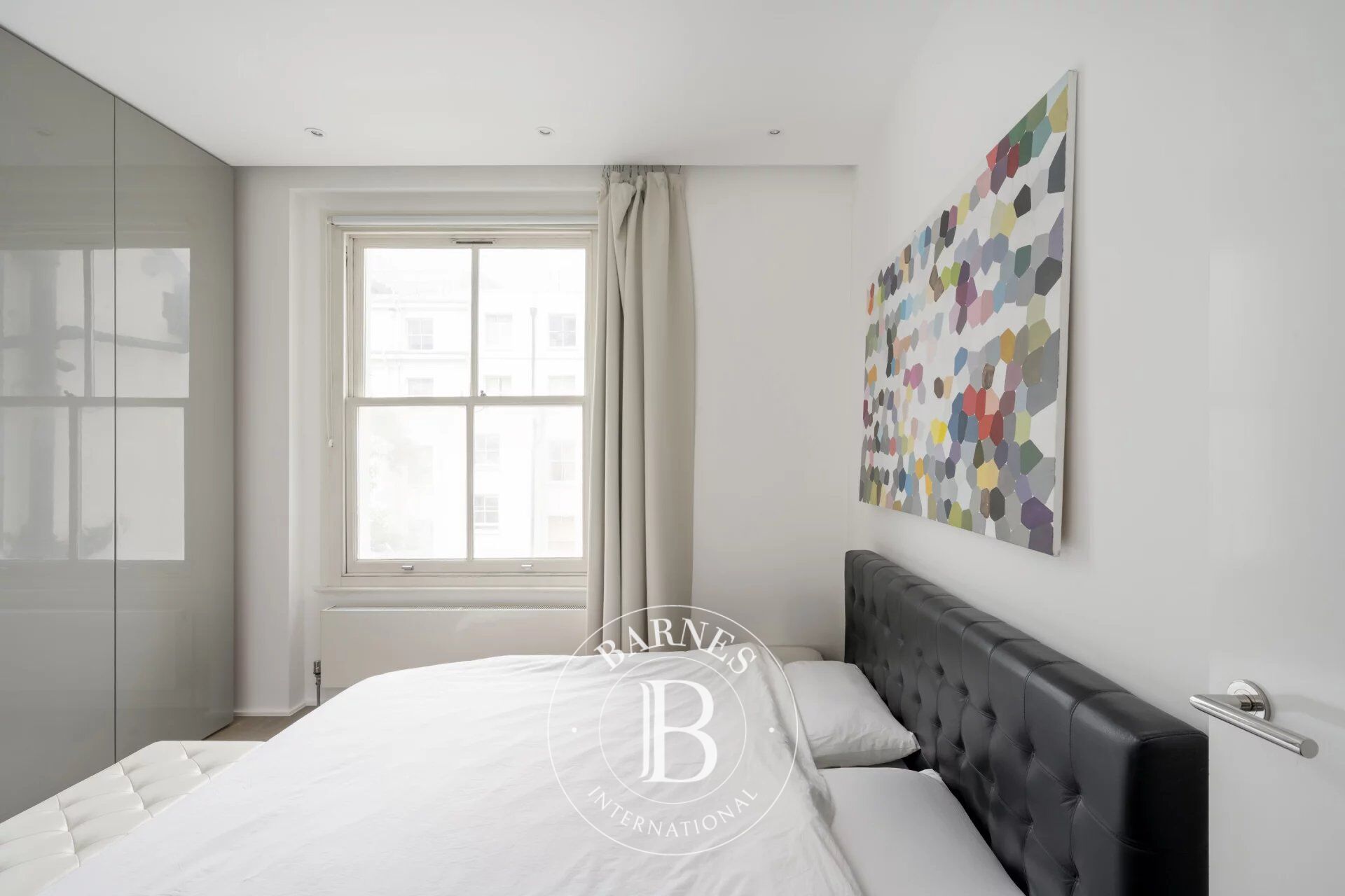 Daire London - picture 8