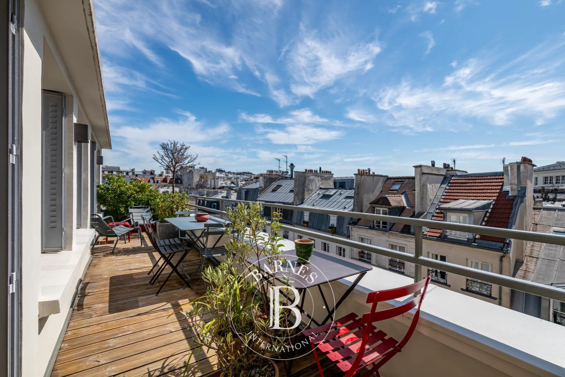 Vente Appartement - Paris 3 - Arts & Métiers - Terrasse - 2/3 Pièces - Ascenseur - Etage élevé - Belles prestations - picture 1