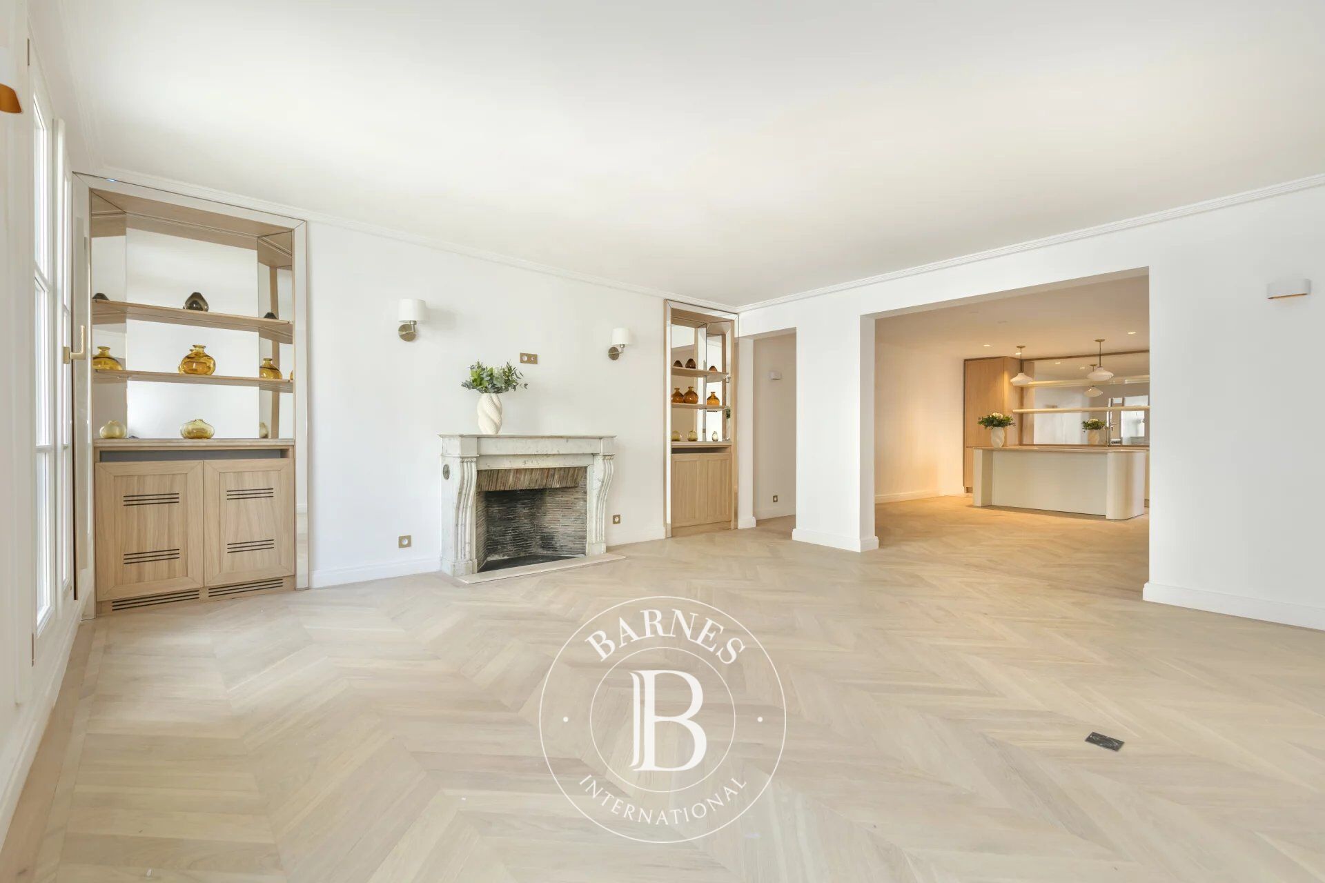 Piso Paris 7ème - picture 2