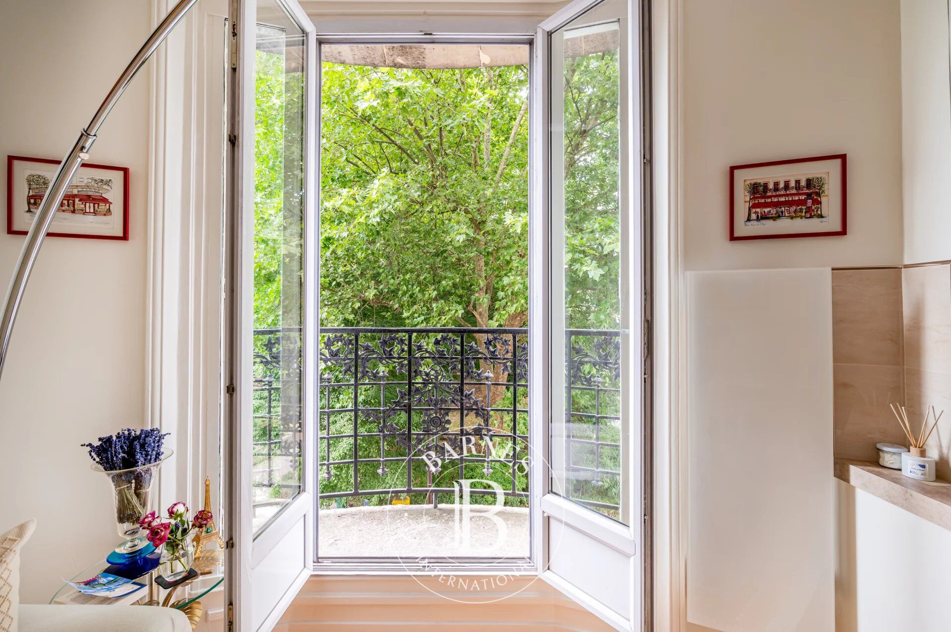 Neuilly-Pont de Neuilly - 1 to 2-bed apartment - Near the shops and public transport services - Highly optimised floor plan - picture 2