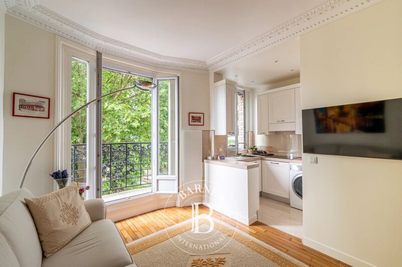 For Sale, Apartment Neuilly-sur-Seine - picture 3