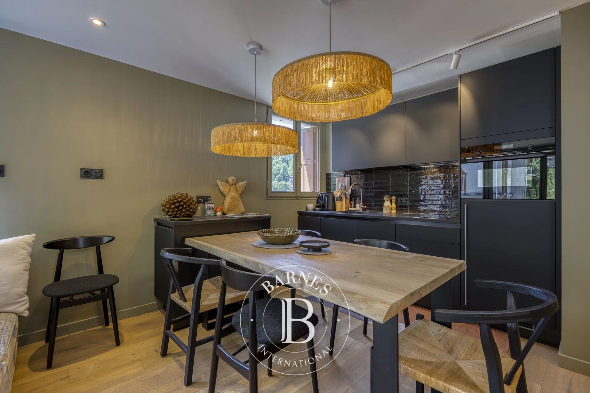 BARNES ARAVIS - LA CLUSAZ - APPARTEMENT RENOVE COEUR DE VILLAGE - picture 2