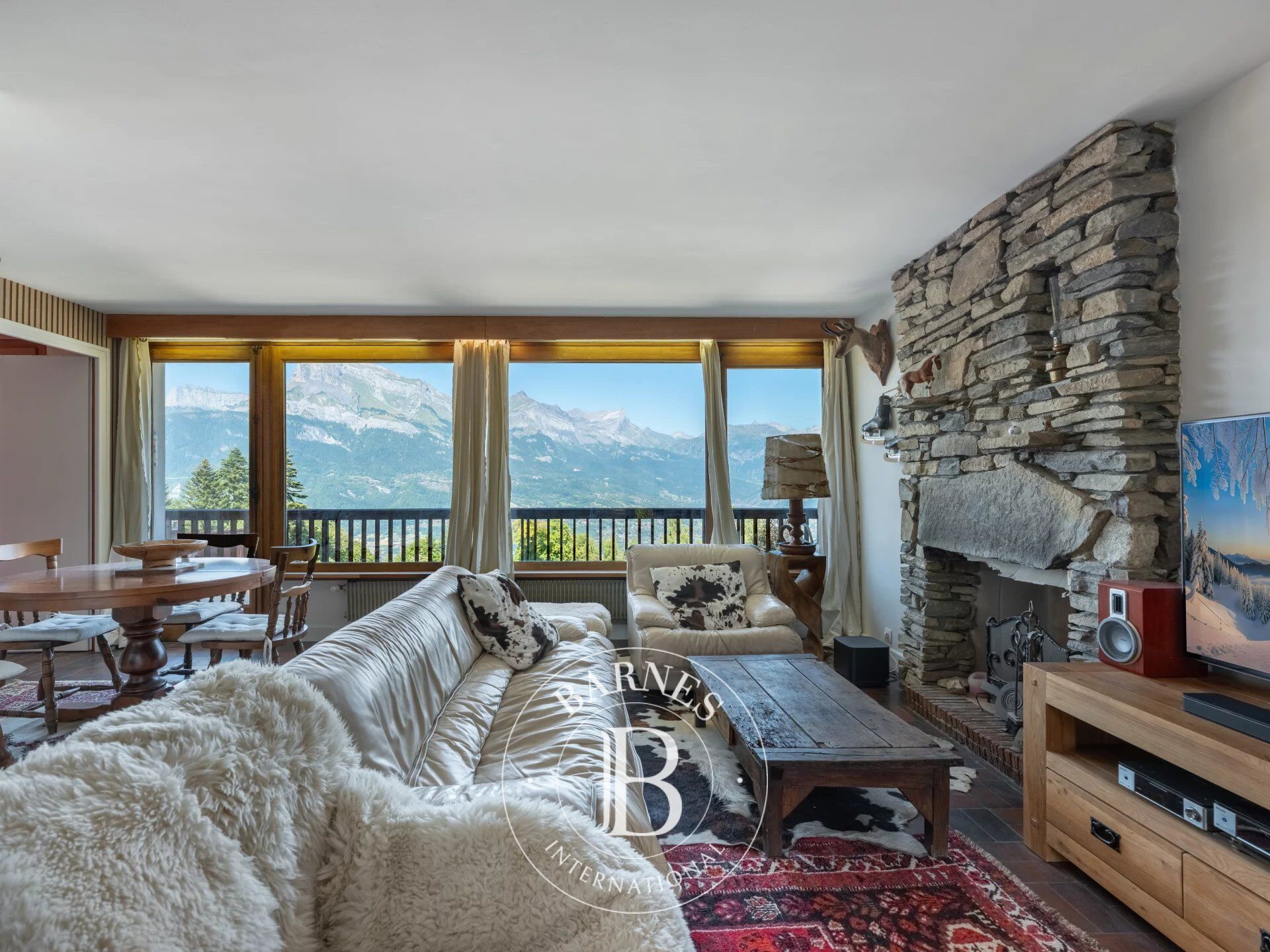 EXCLUSIVITÉ - COMBLOUX - CENTRE VILLAGE - picture 2