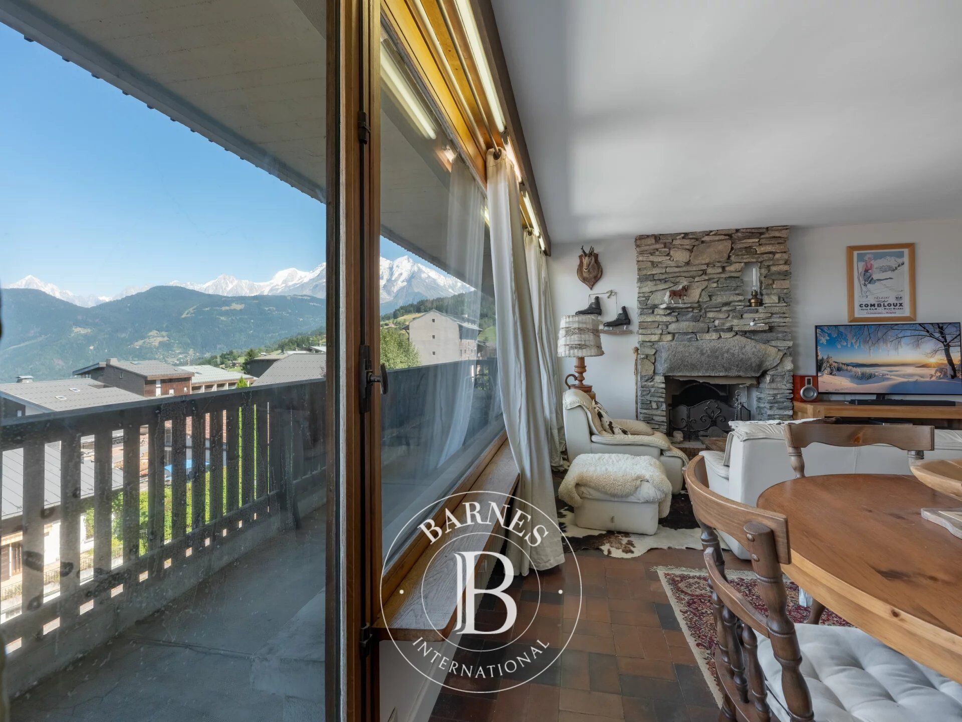 EXCLUSIVITÉ - COMBLOUX - CENTRE VILLAGE - picture 3