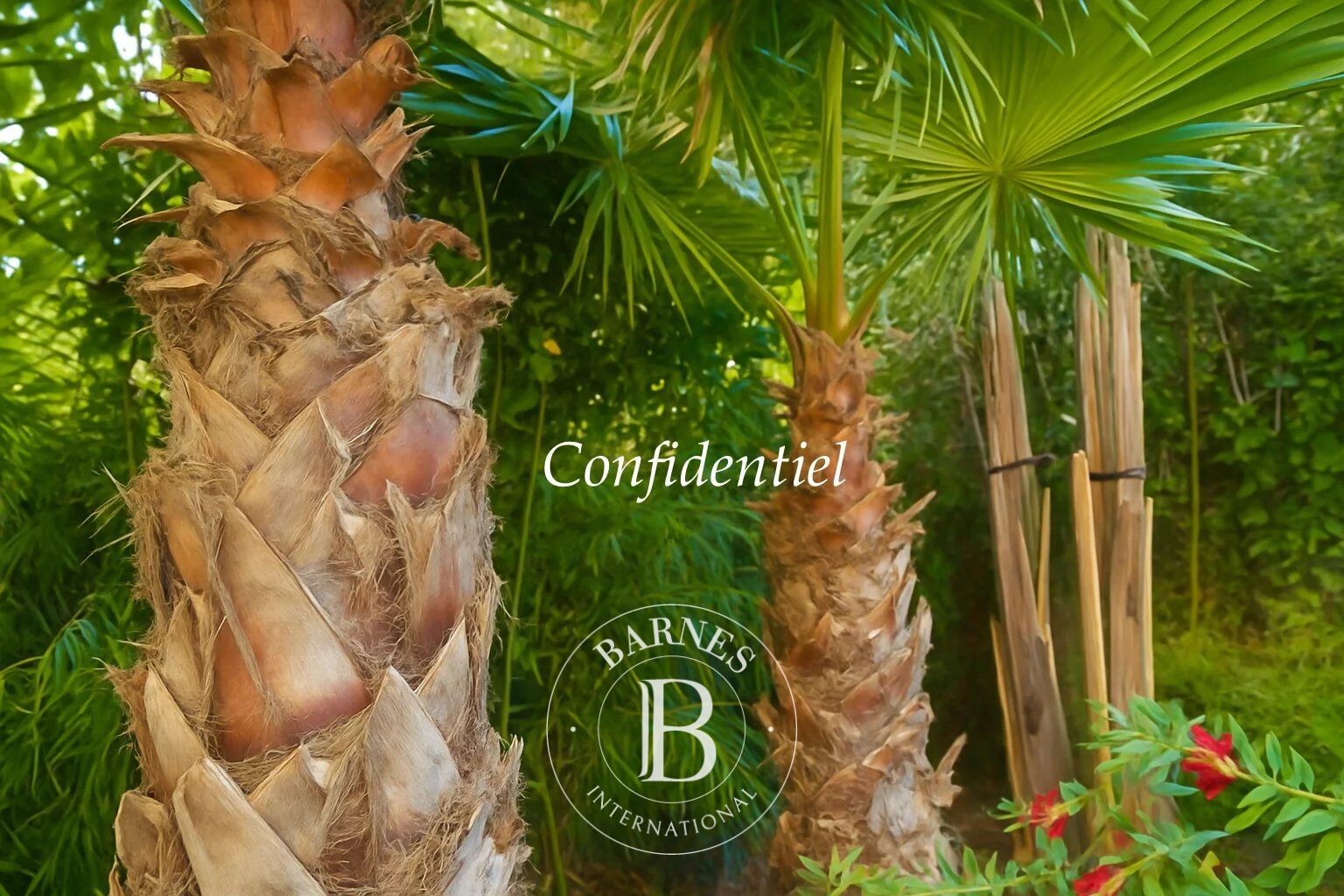 BIARRITZ, CLOSE TO TOWN CENTER, 275 M² HOUSE WITH GARDEN - picture 1