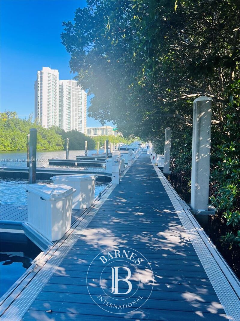 For Sale House | Miami - picture 3