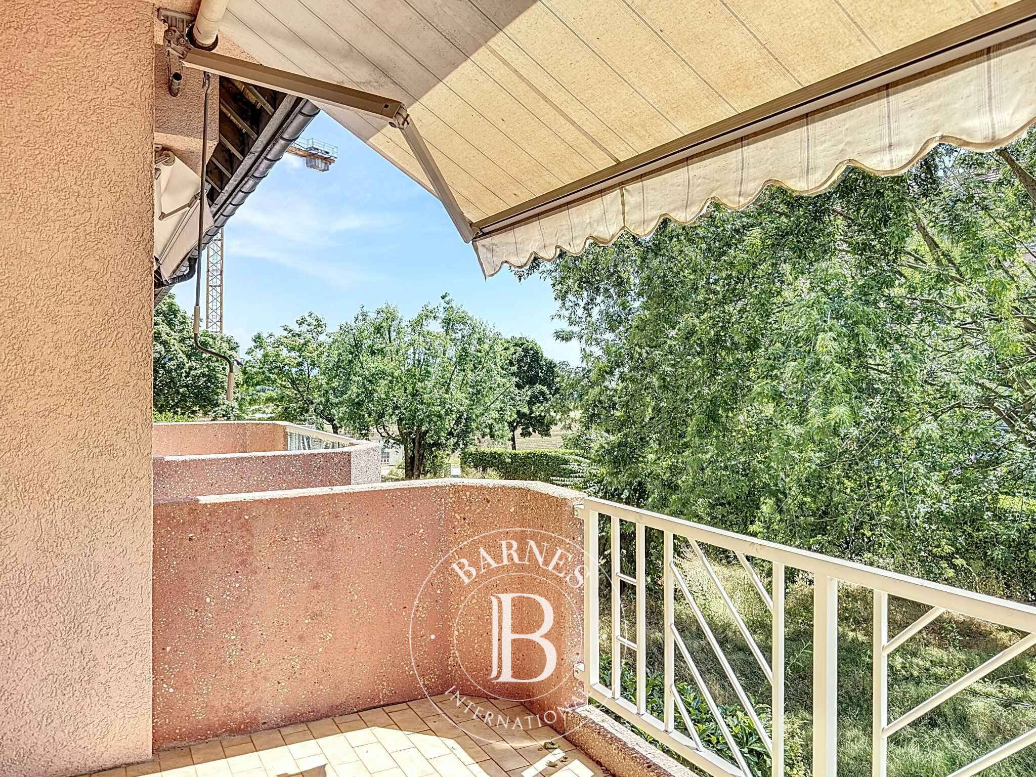 Daire Gland - picture 11