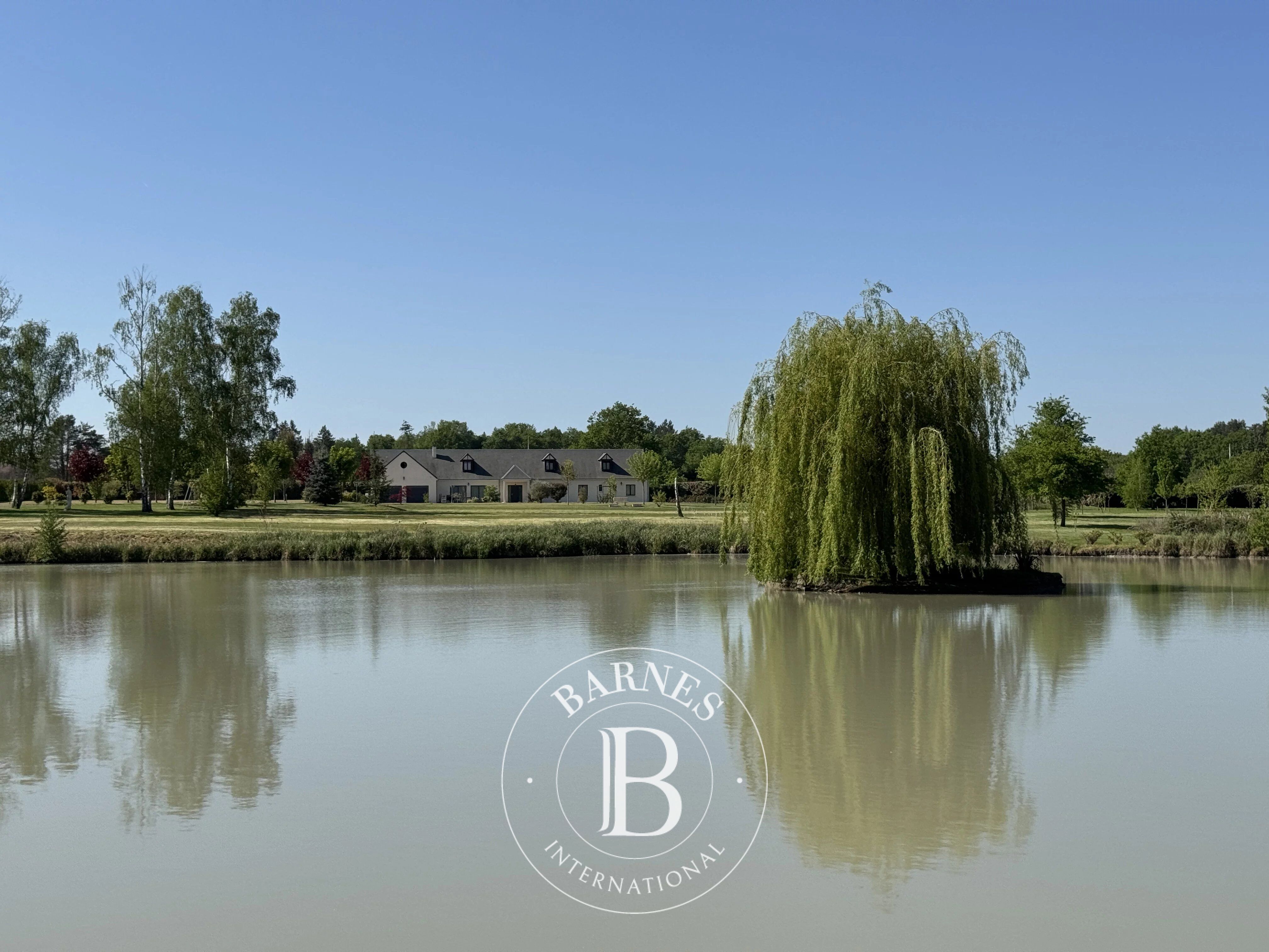 Casa Vernou-en-Sologne - picture 1