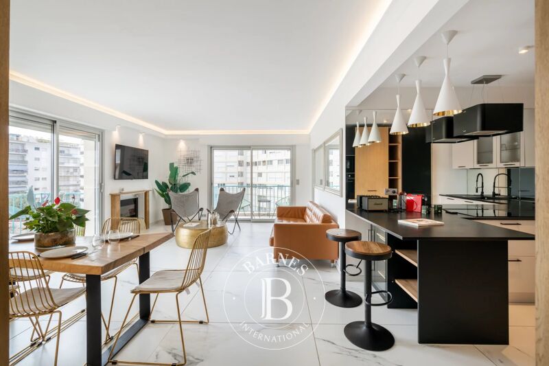 CANNES CROISETTE - PALM BEACH - 4 PIECES - BALCONS