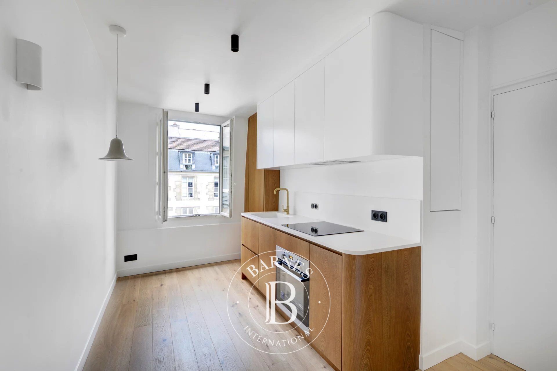 Wohnung Paris 8ème - picture 3