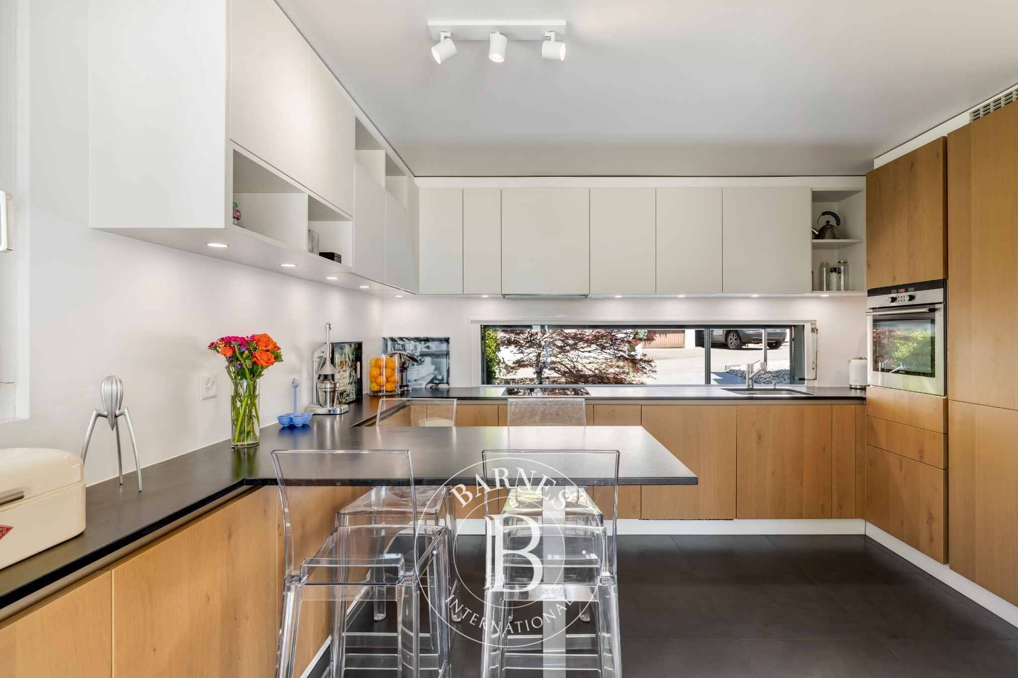 Villa Lutry - picture 2