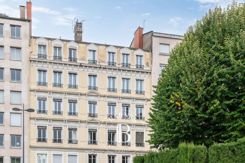 For Sale, Apartment Lyon 6ème - picture 2