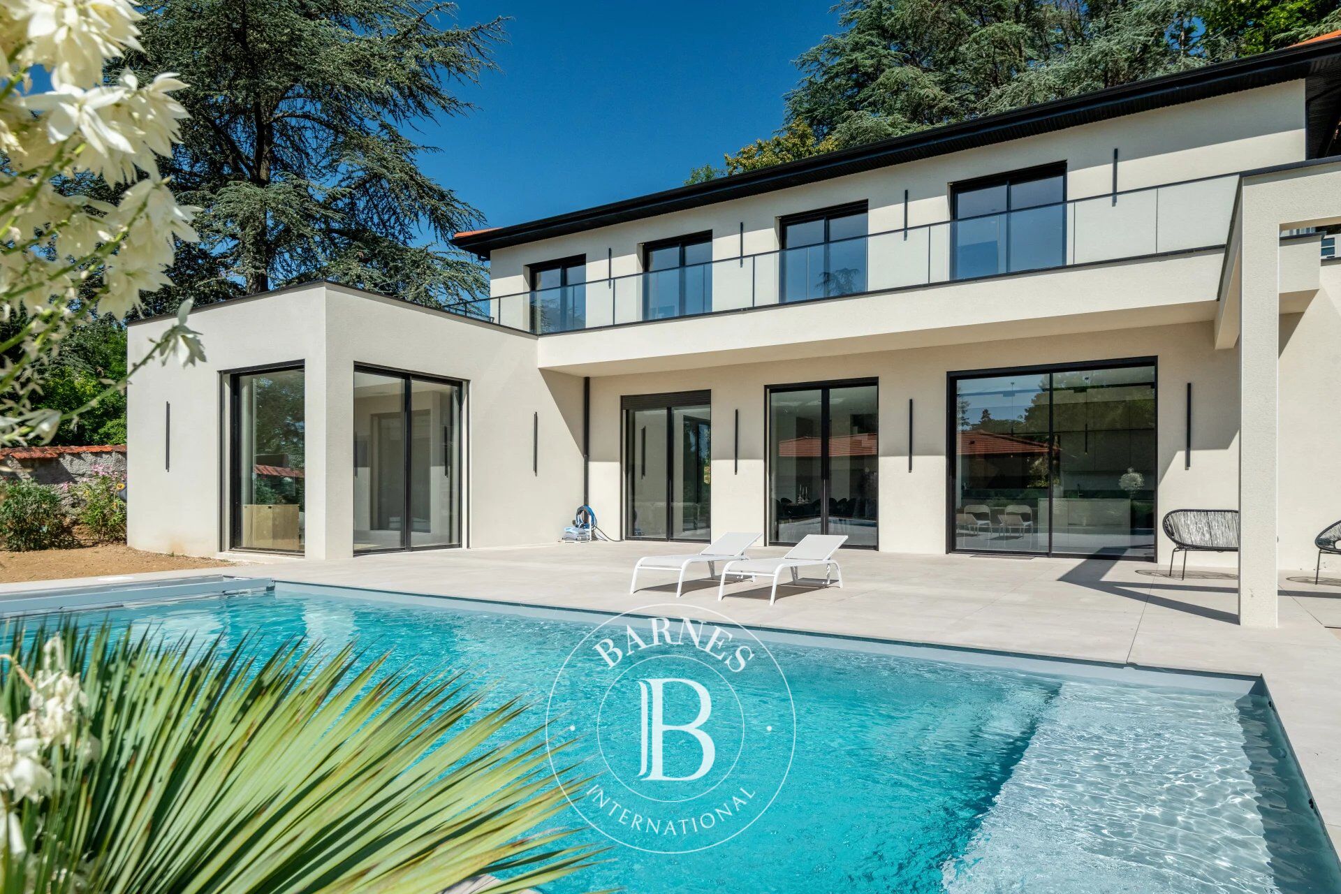 Casa Écully - picture 1