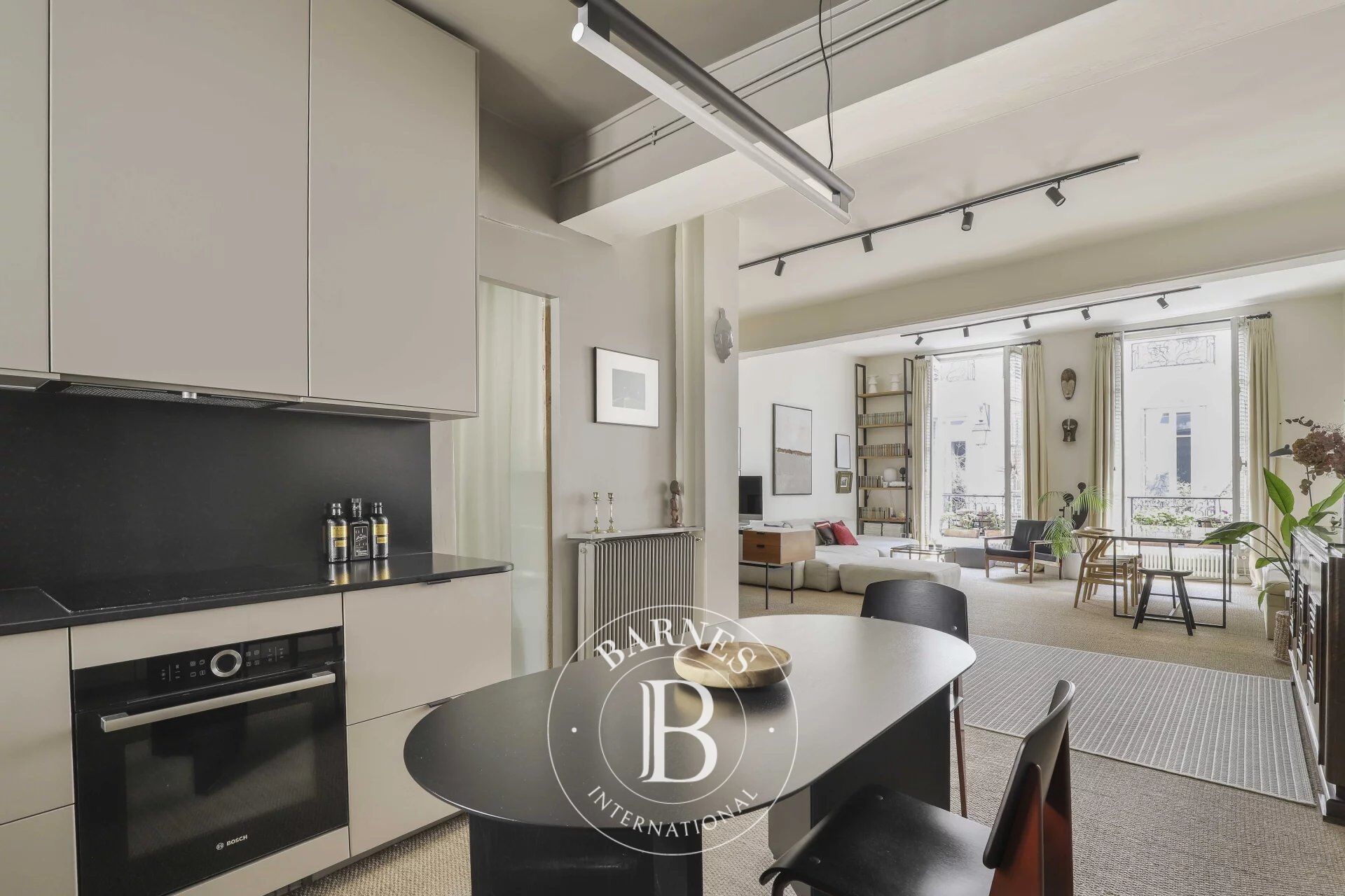 Piso Paris 3ème - picture 3