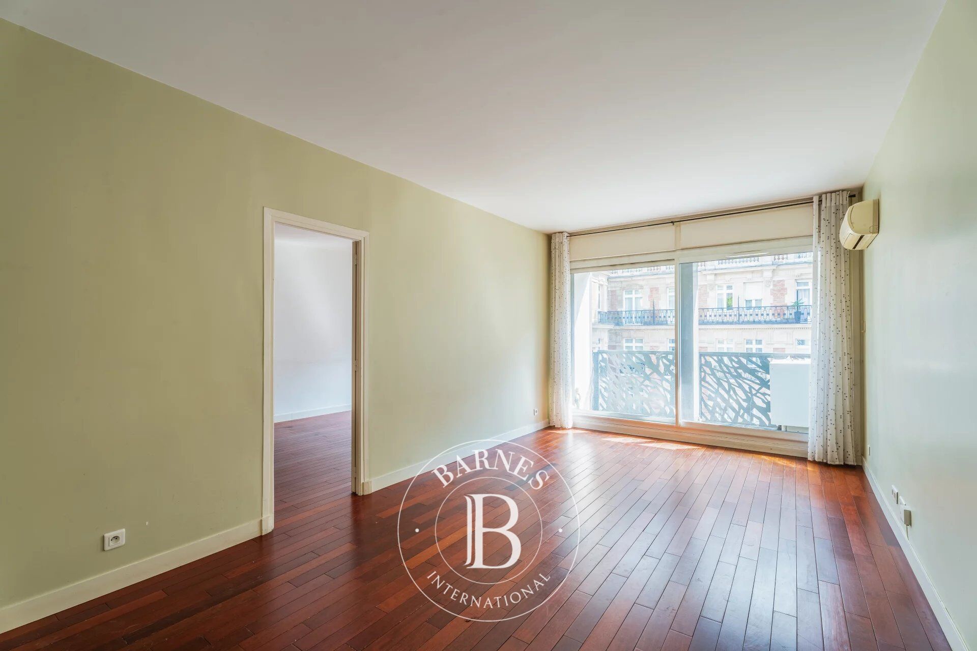 Venta, Piso Paris 8ème - picture 3