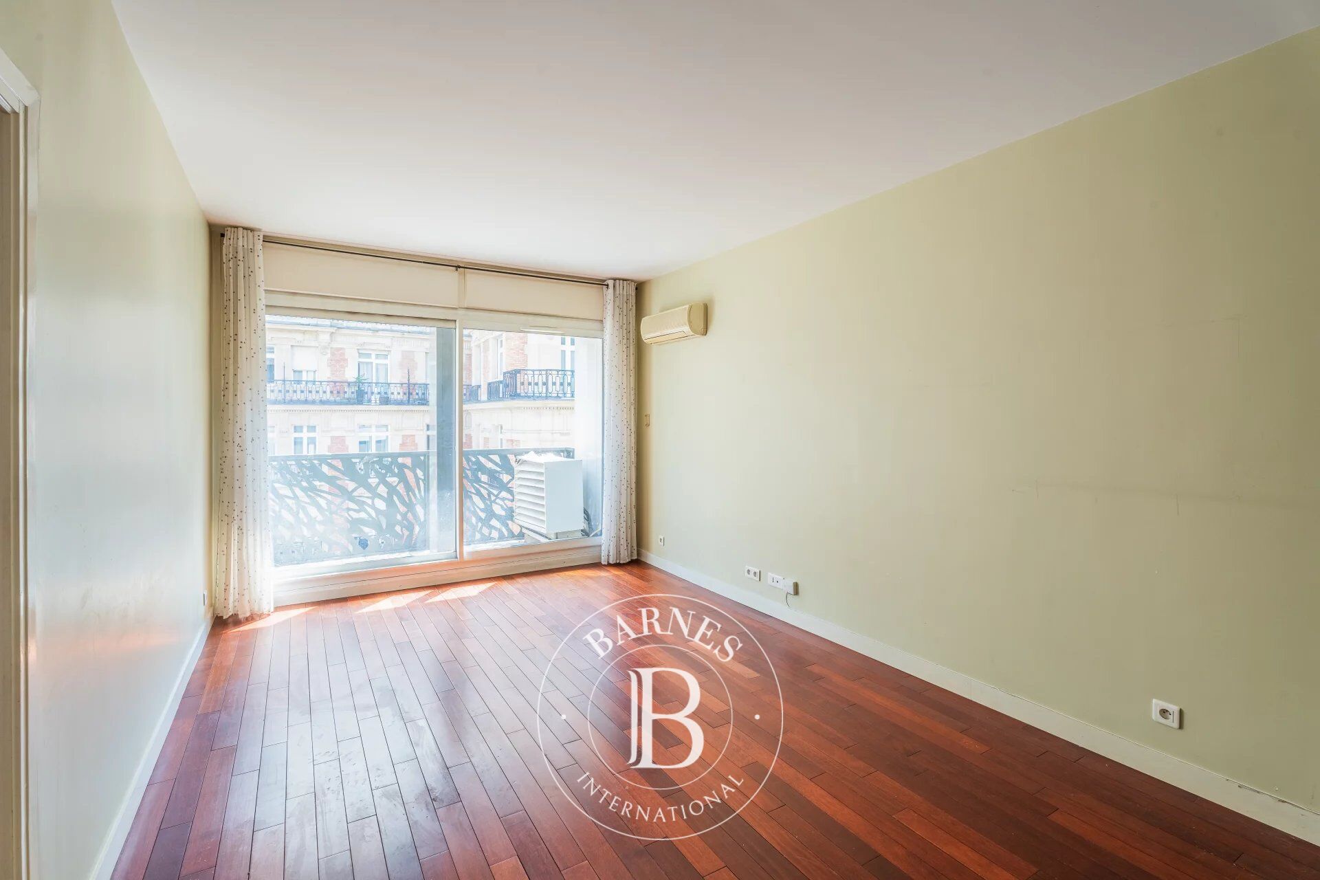 Venta, Piso Paris 8ème - picture 5