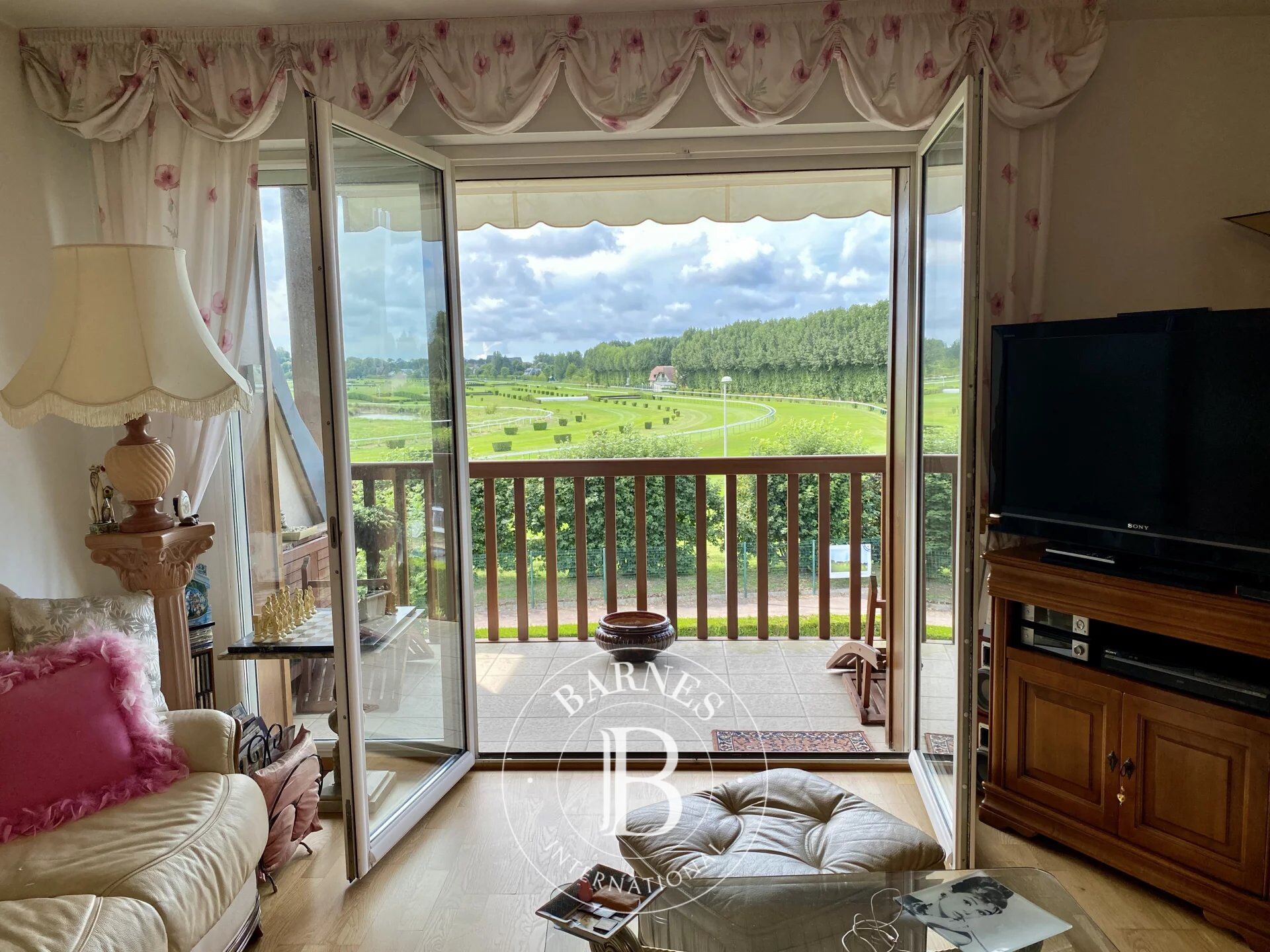 Apartment - 2 bedrooms - Tourgéville - picture 2