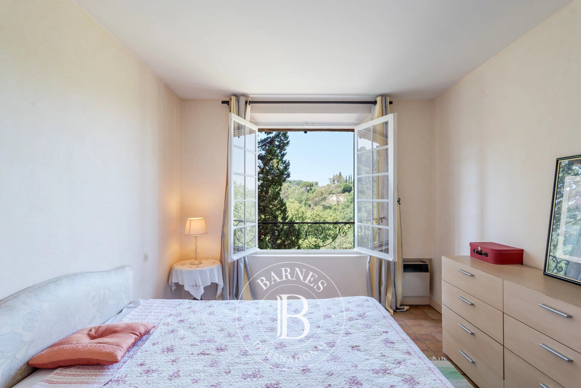 Villa Valbonne - picture 14