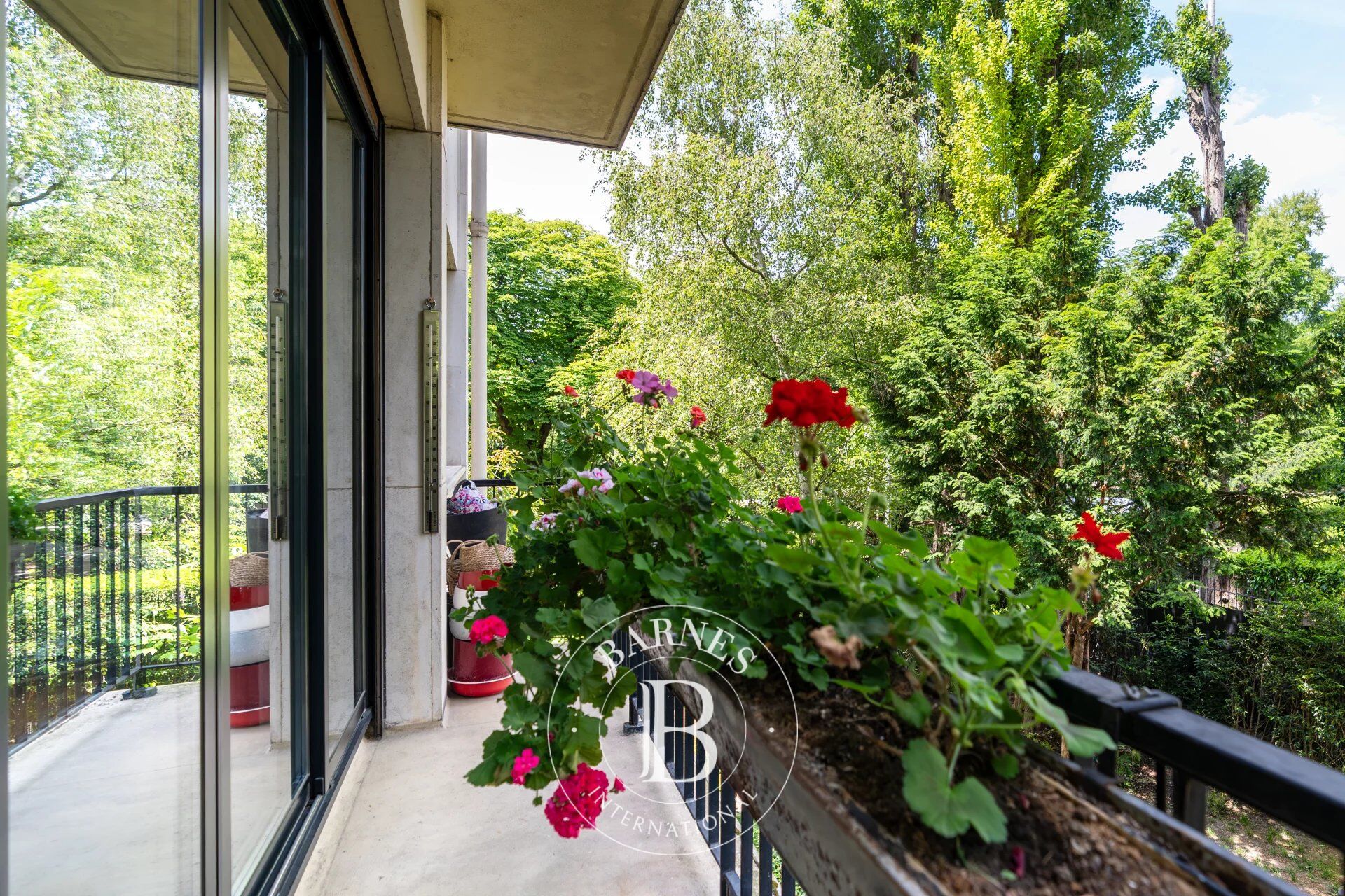 Paris 16 - Muette Sud/bois de Boulogne - Appartement familial 2/3 chambres - picture 2