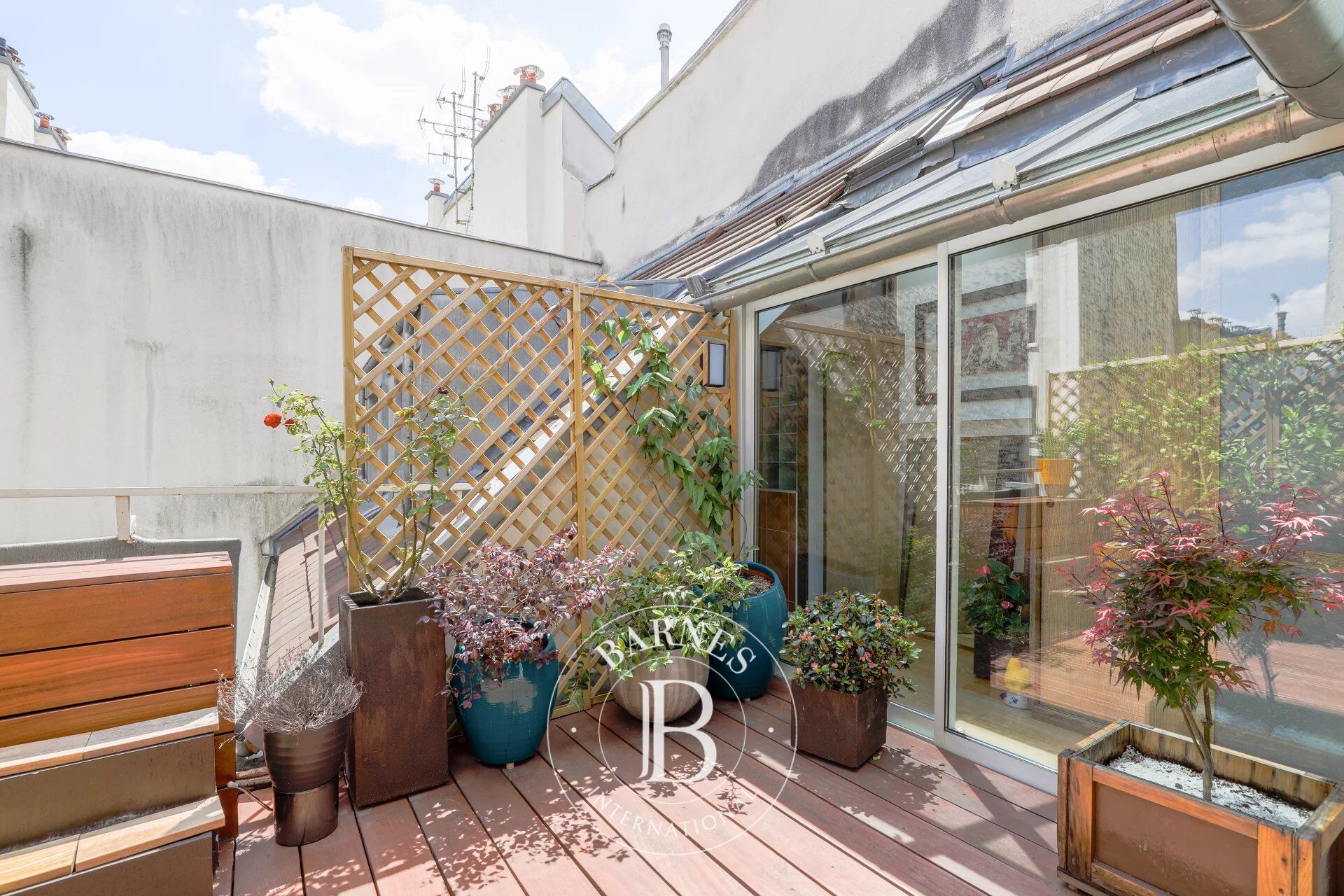 Apartment for sale - Paris 2 - Montorgueil - 2 bedrooms - Terrace - Top floor - Beautiful renovation - RARE - picture 1