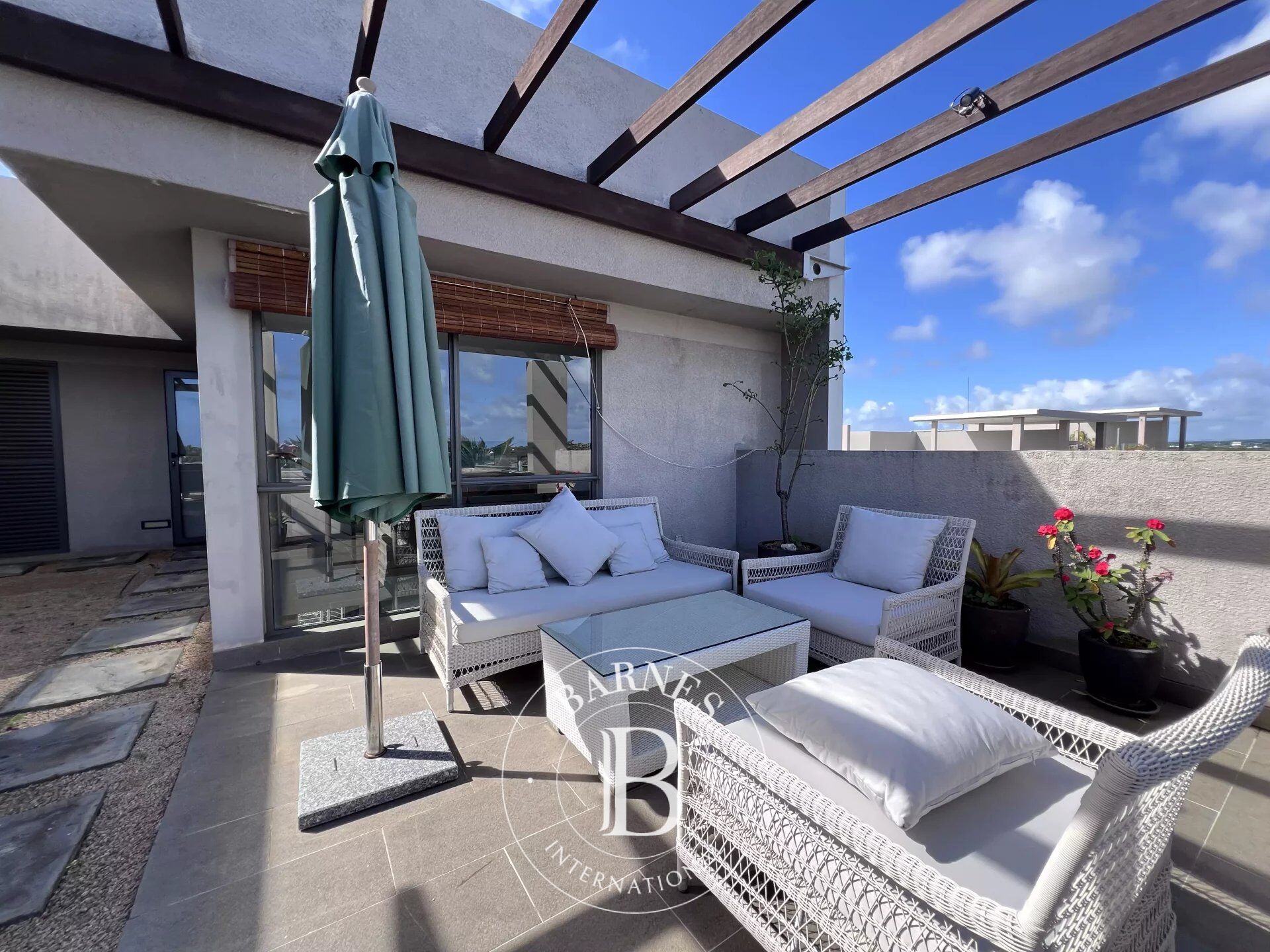 GRAND BAIE - Penthouse avec rooftop, piscine proche des plages - 3 chambres - picture 2