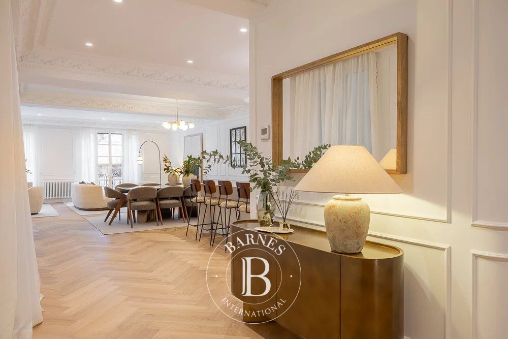 MADRID - SALAMANCA - CASTELLANA  Excepcional piso de 240m para reformar - picture 2