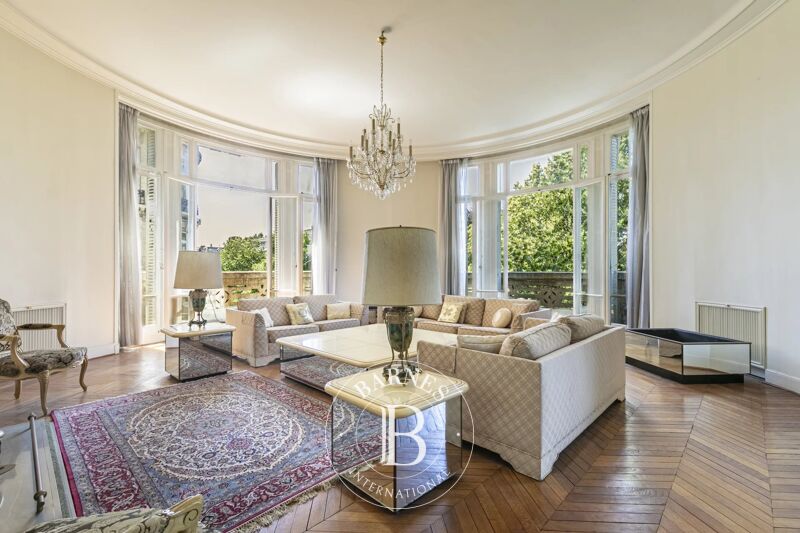 For Sale Apartment | Paris 16ème - picture 2