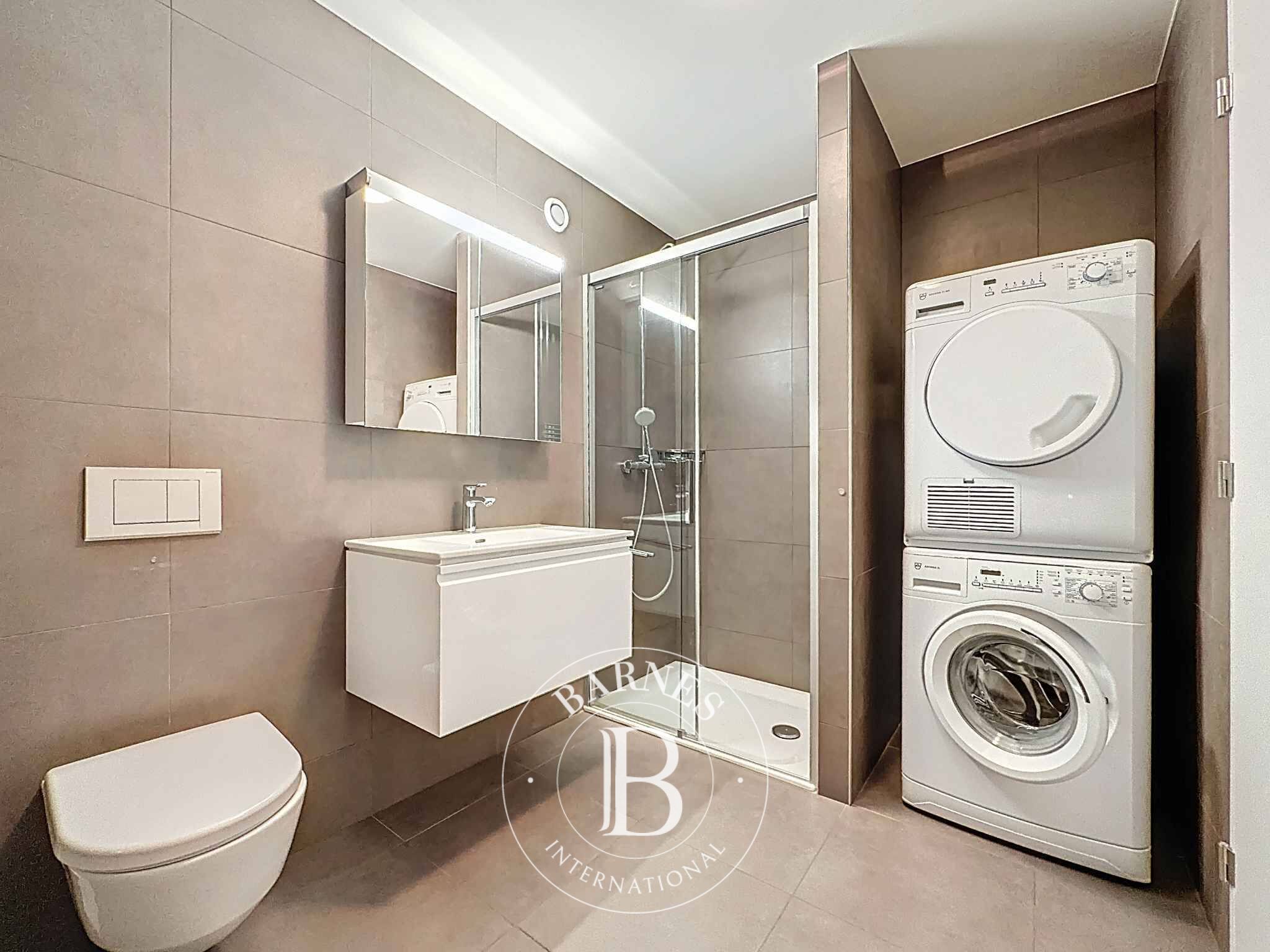 Daire Montreux - picture 7