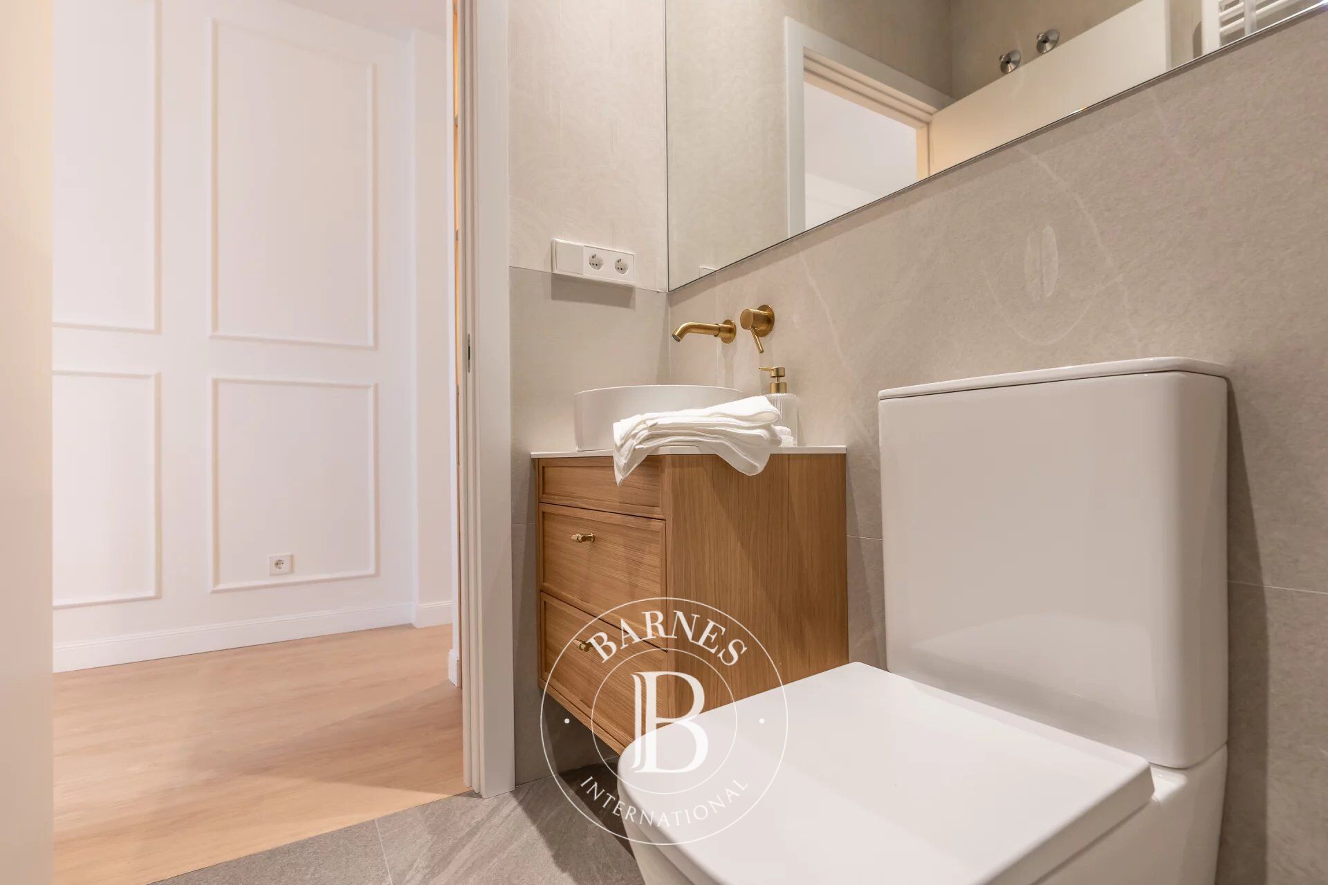 Daire Madrid - picture 12