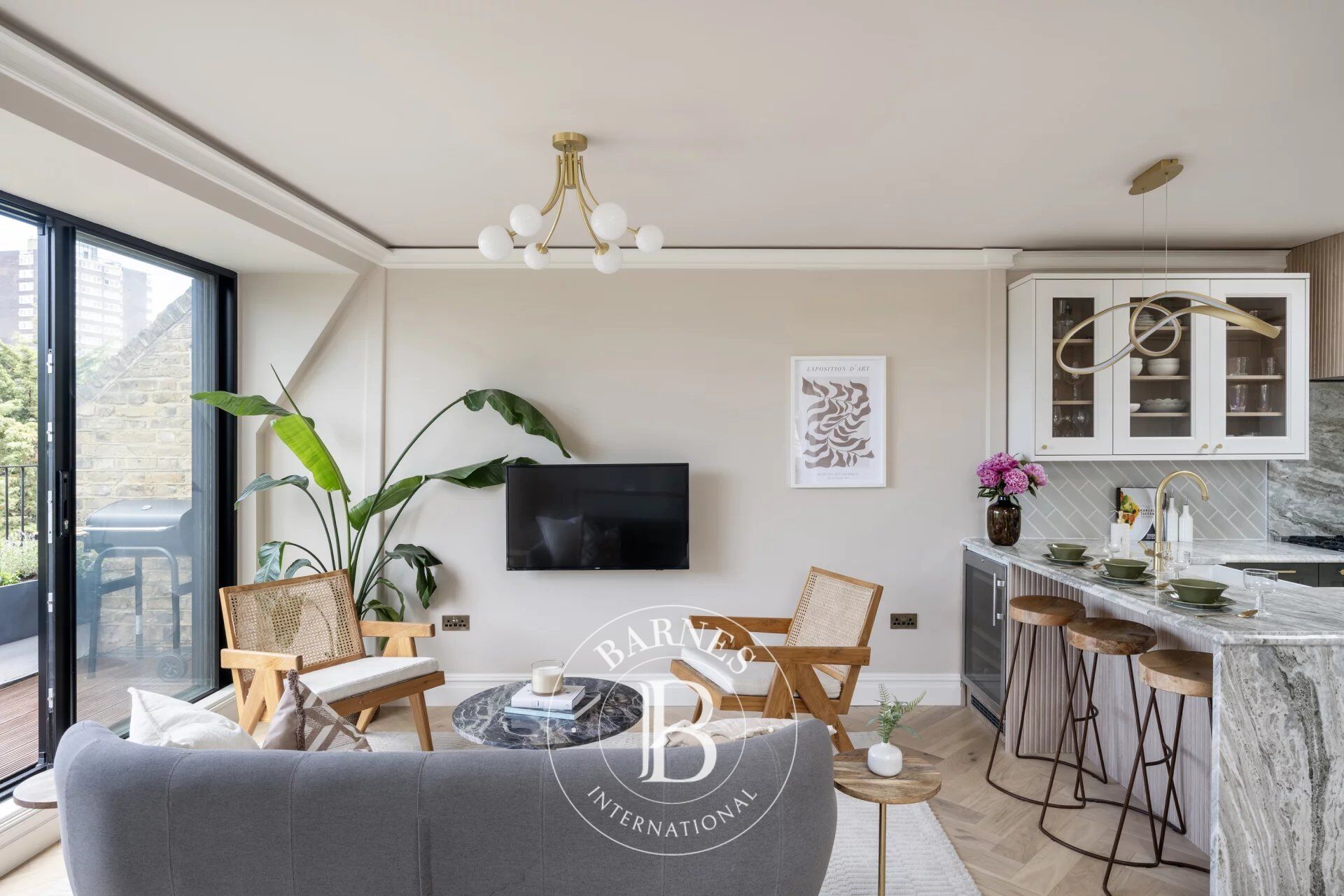 Aldridge Road Villas, Notting Hill W11 - picture 3