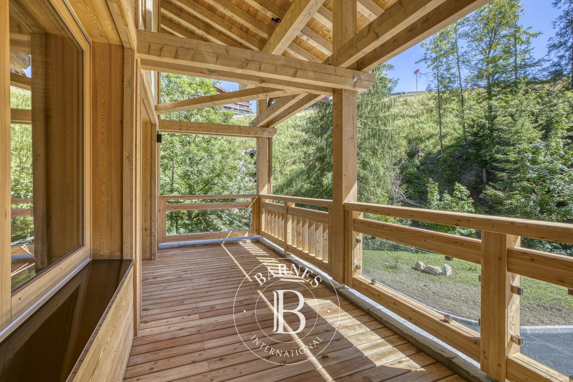 BARNES ARAVIS - LE GRAND-BORNAND - APPARTEMENT TRIPLEX NEUF - picture 3