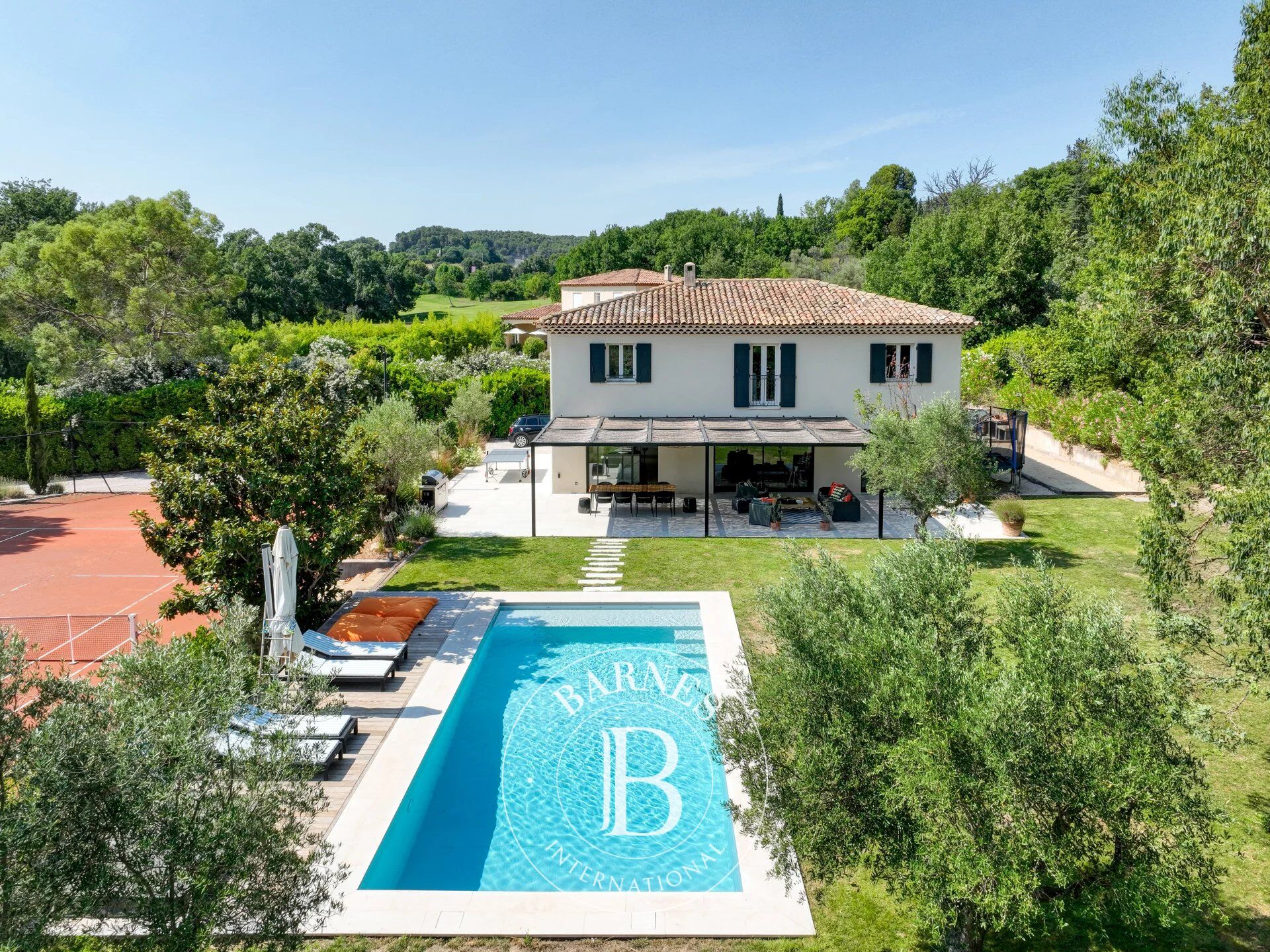 AIX-EN-PROVENCE – BASTIDE RENOVEE- 5 CHAMBRES -  PISCINE - TENNIS - picture 2