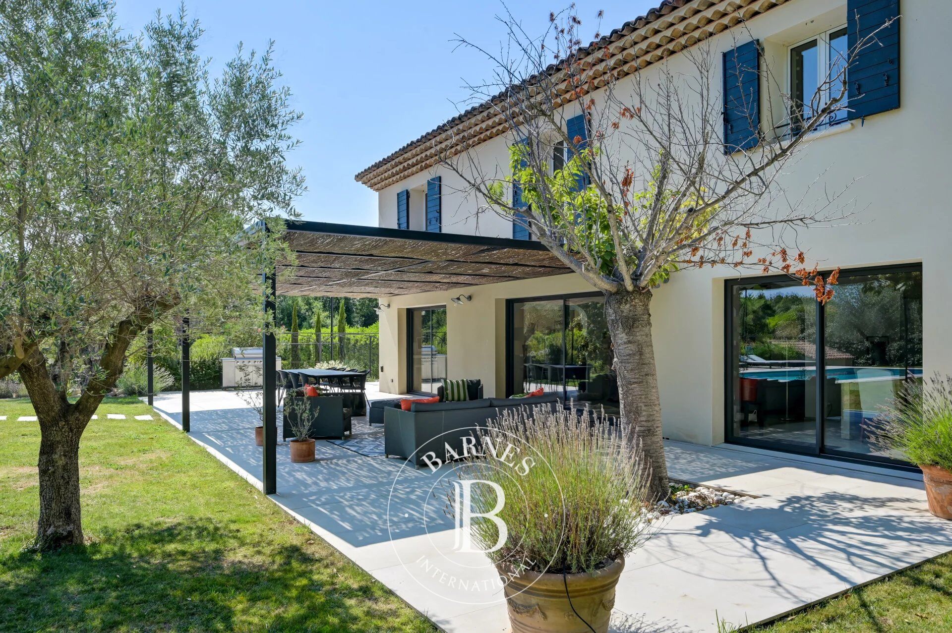 AIX-EN-PROVENCE – BASTIDE RENOVEE- 5 CHAMBRES -  PISCINE - TENNIS - picture 1