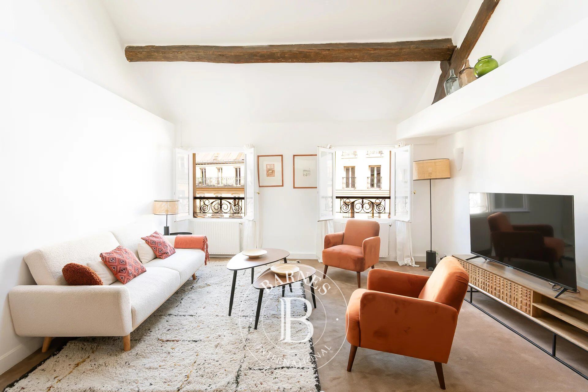 EXCLUSIVE - PARIS 9 - SAINT GEORGES / NOUVELLE ATHENES - TOP FLOOR DUPLEX APARTMENT - LIFT - TERRACE - 3 BEDROOMS - picture 3