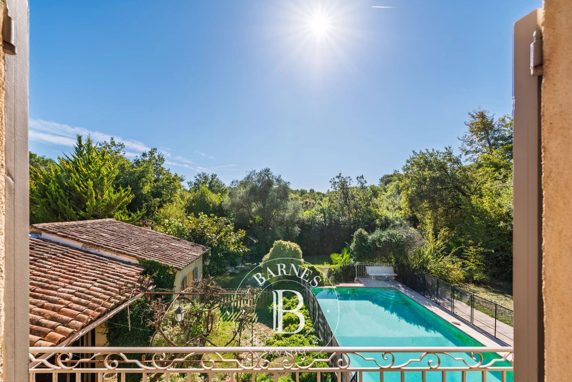 Roquefort-les-Pins - Au calme - 3 chambres - Piscine - picture 2