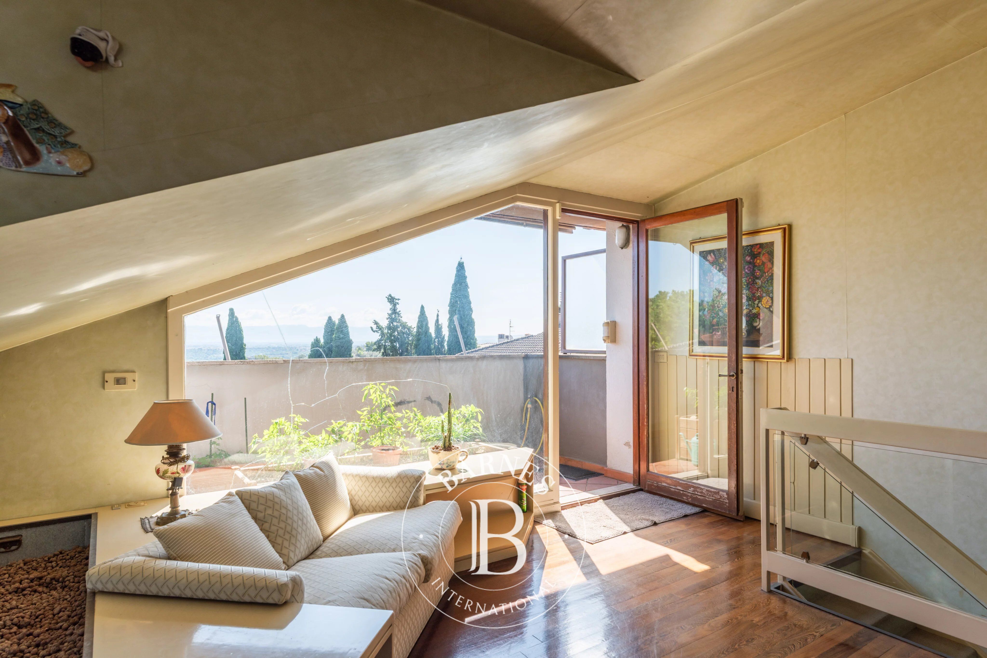 Penthouse Roma - picture 4