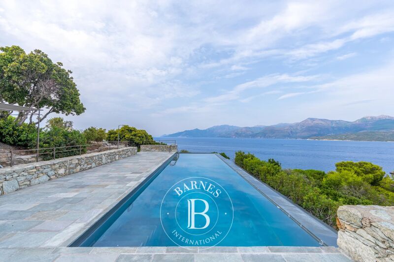 Venta, Villa Saint-Florent - picture 2