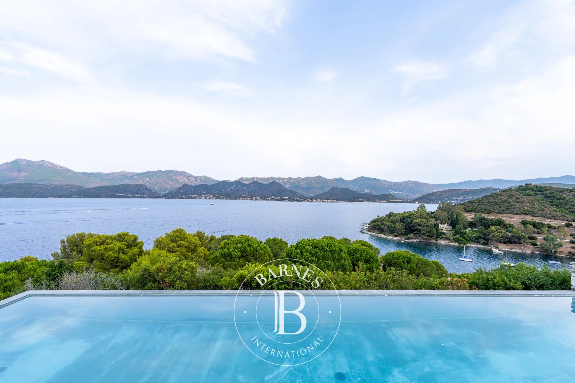 Villa Saint-Florent - picture 1