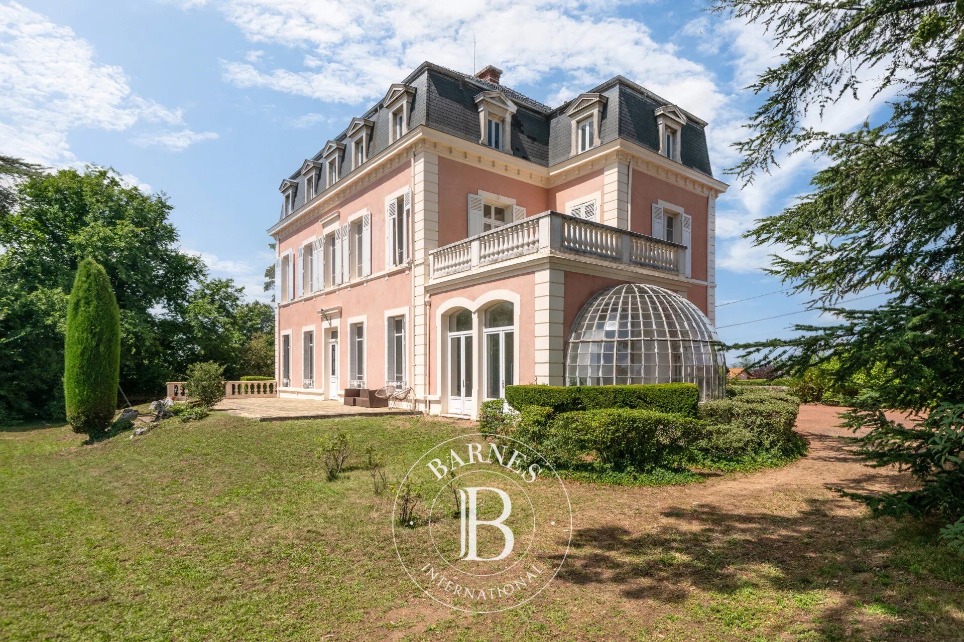 Lentilly - Maison de Maître de 500 m² environ -  11 Chambres - Terrain de 2500 m² - picture 3