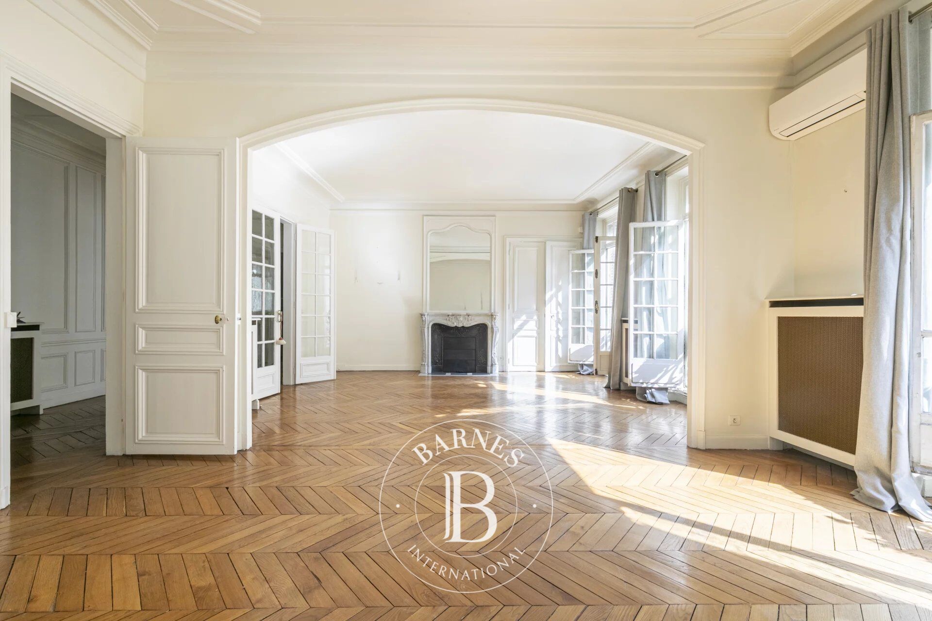 Paris 7 - Fontaine de Mars - Appartement familial - Immeuble de standing -  3 chambres - picture 3