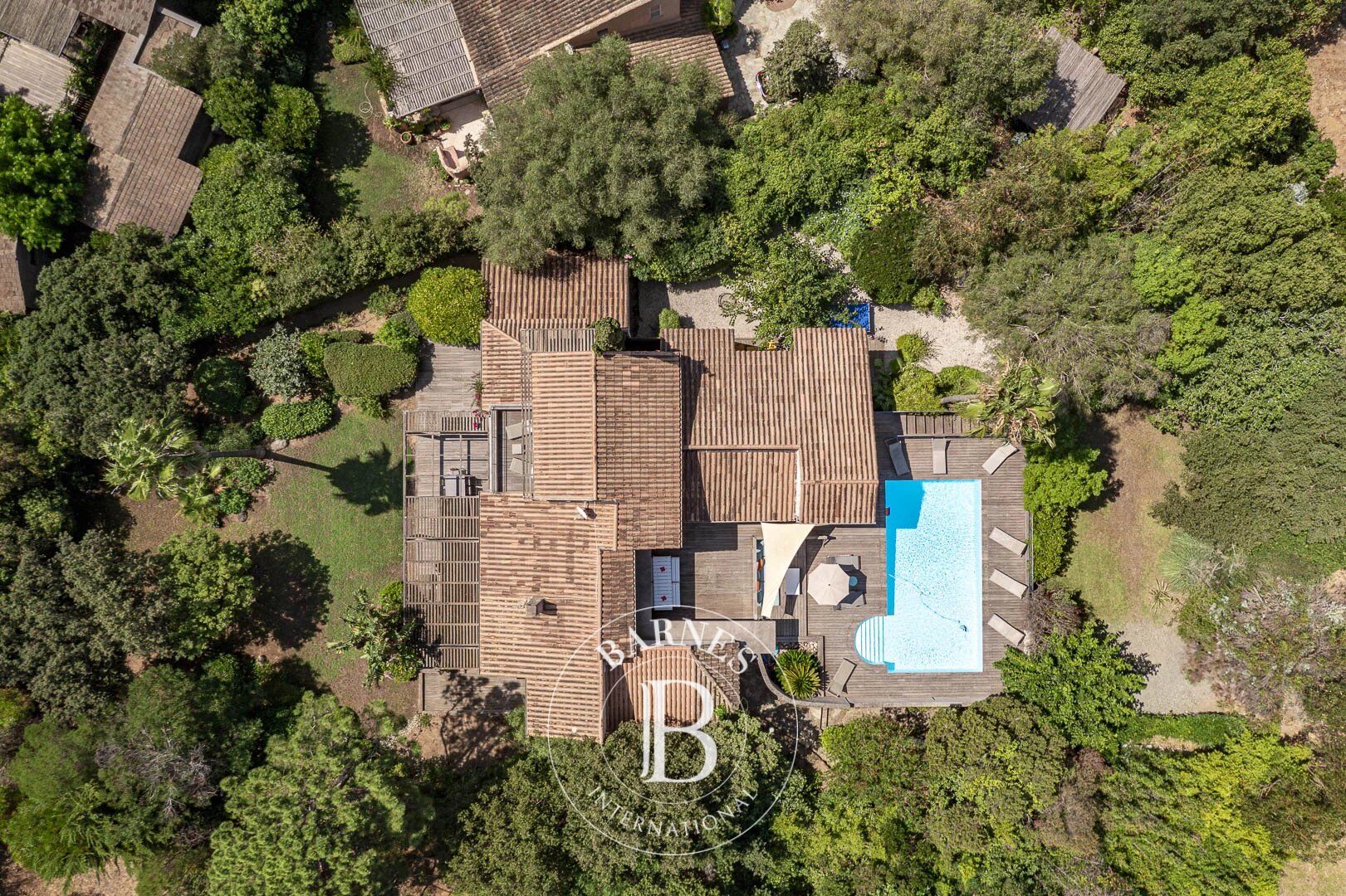 Porto-Vecchio, Domaine de Cala Rossa, villa 7 chambres, piscine, plage à pied - picture 1