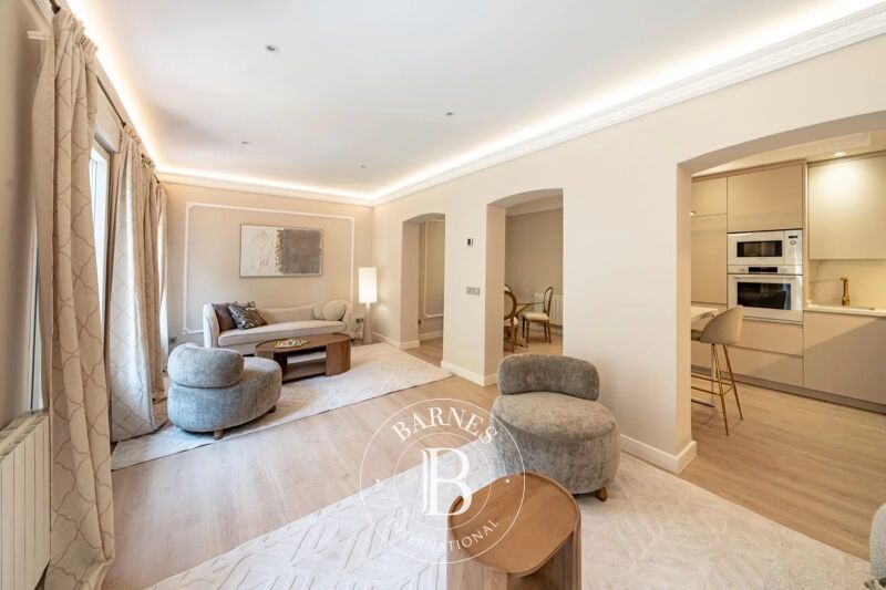 Opportunity! brand new apartment in Goya