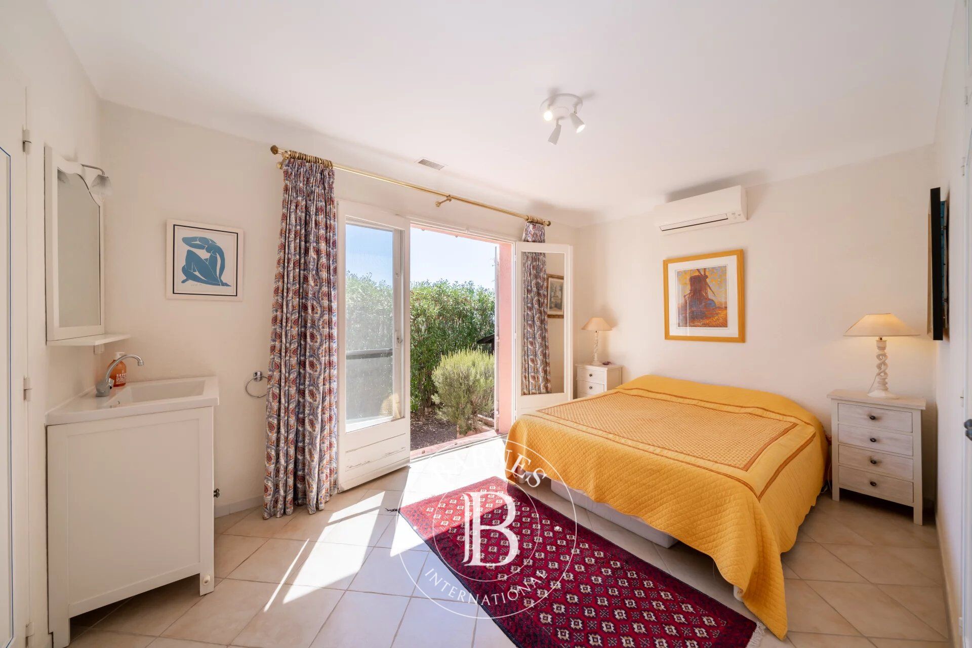 Villa Saint-Raphaël - picture 7