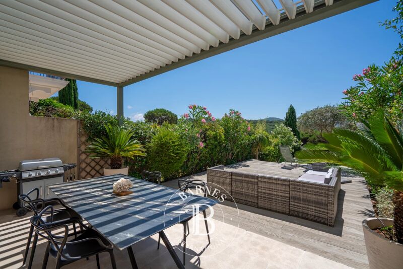 GOLF COUNTRY CLUB DE SAINT-TROPEZ - GASSIN - MAISON DE GOLFEURS