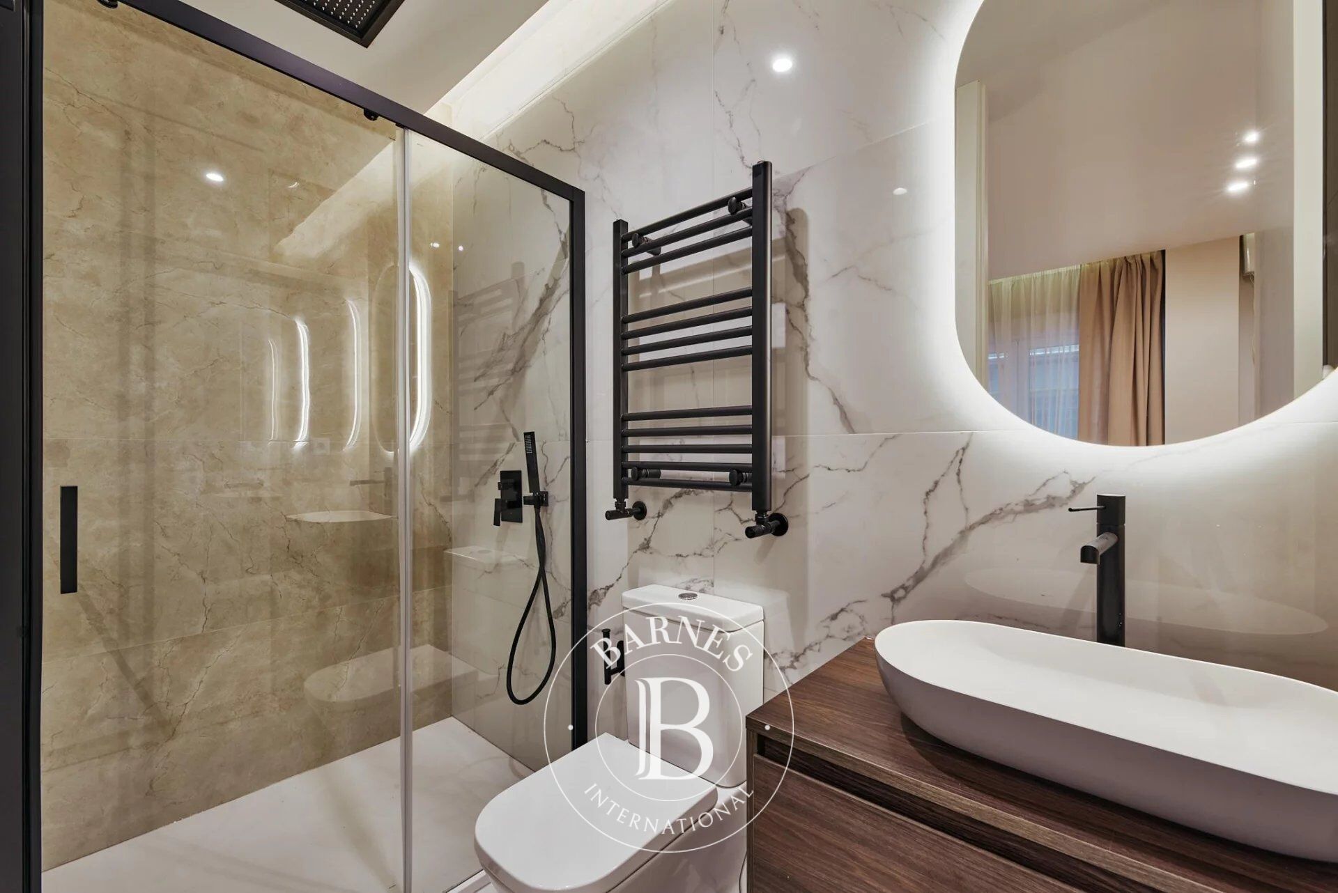 Daire Madrid - picture 16