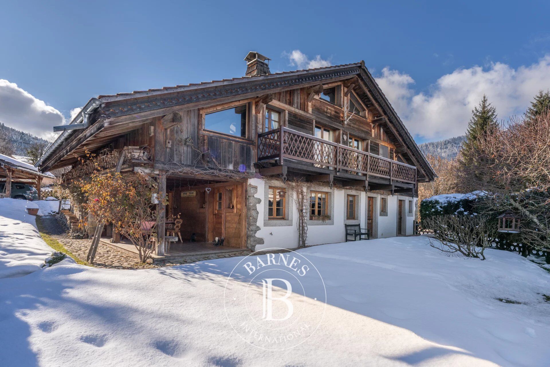 ESCLUSIVA – CASALE RISTRUTTURATO - picture 1