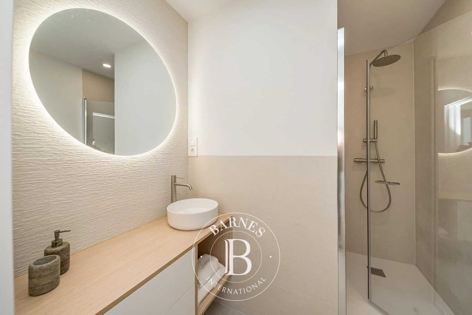 Daire Madrid - picture 16