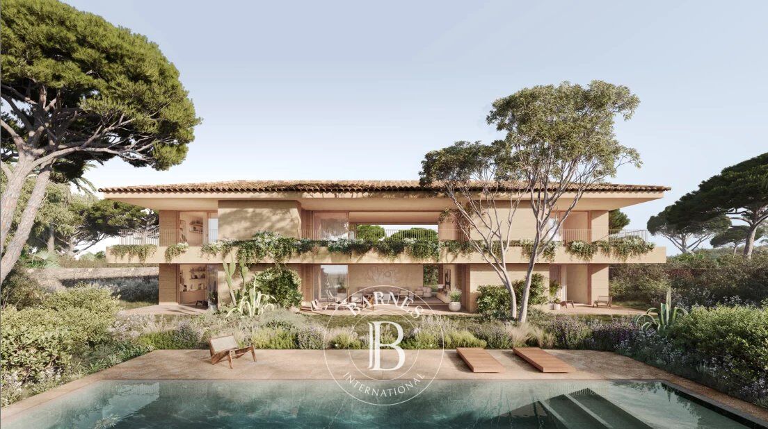SAINT TROPEZ - LUXUEUX APPARTEMENT AVEC 4 CHAMBRES ET TERRASSE - picture 1